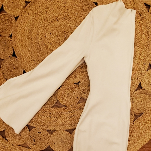 COPY - Lulus flared bell sleeve dress - Picture 9 of 10